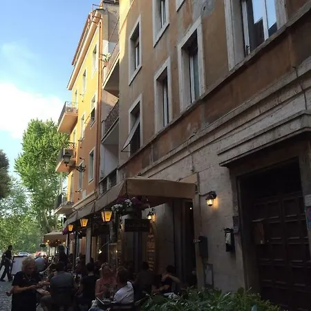 Апартаменты Sunny Side Trastevere
