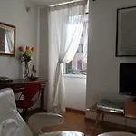 Sunny Side Trastevere Apartament *